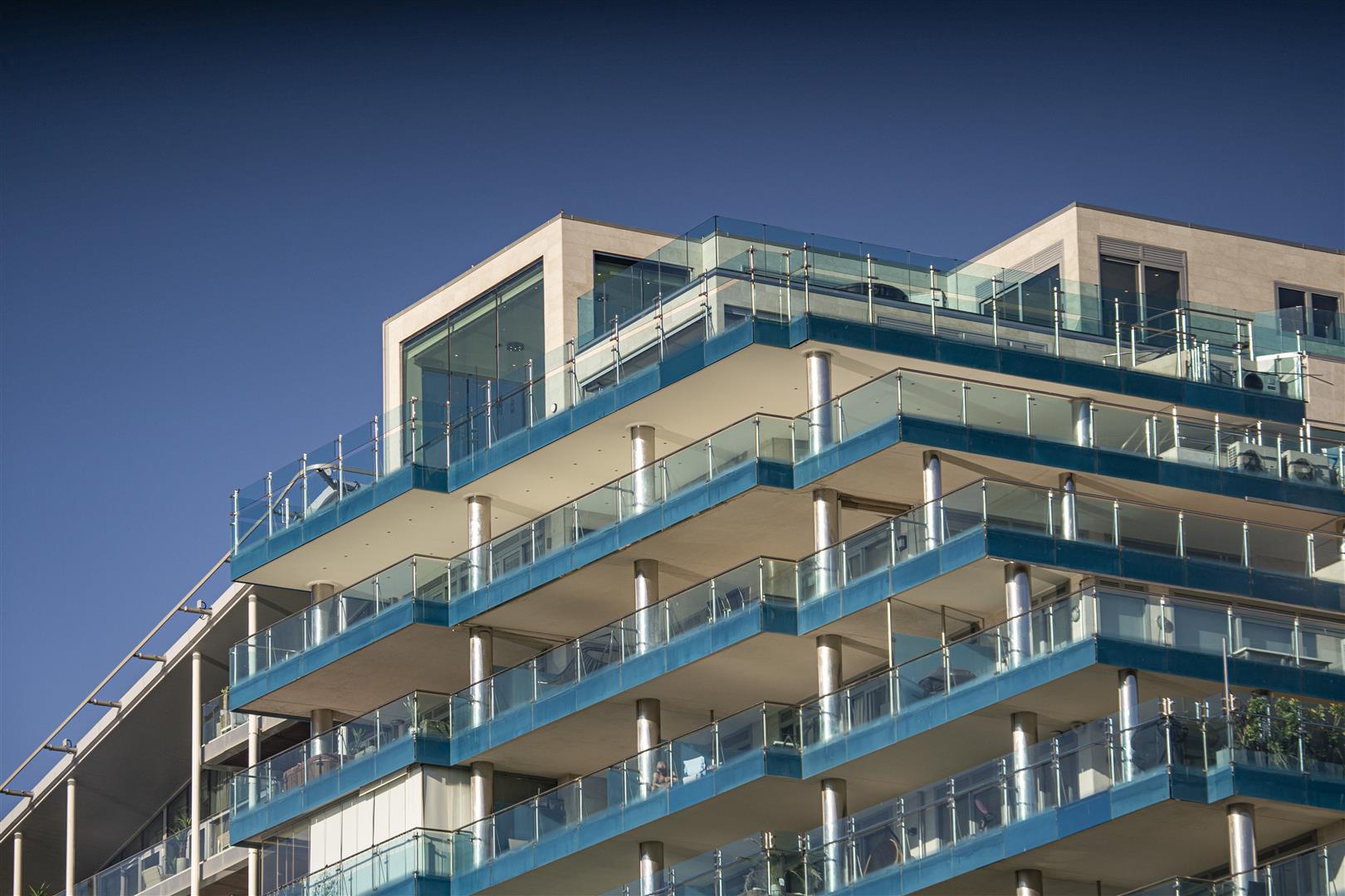 Image of Apartment - 5 Bedrooms - 6 Bathrooms for Rental in Royal Ocean Plaza-Gibraltar, Image 10